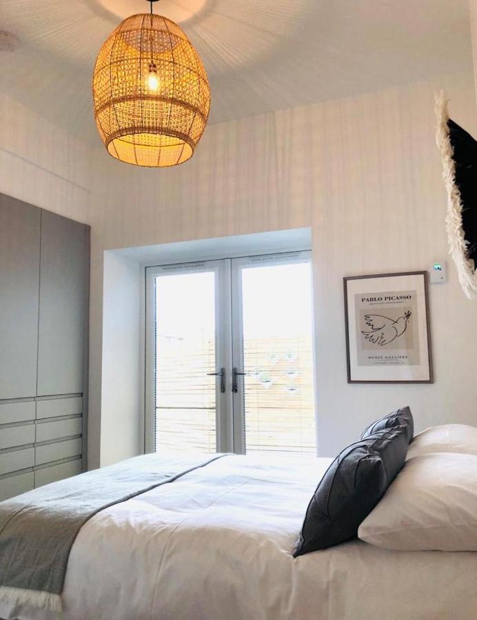 See Our Amazing Score At The Kepties - 5 X Luxurious Serviced Apartments - With Gardens - Fully Equipped - Free Parking - By Orion Short Stays - See Our Other Individual Listings --- This Is For Brand Awareness Only --- Arbroath Eksteriør bilde