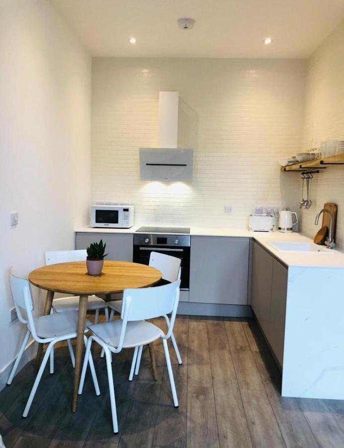 See Our Amazing Score At The Kepties - 5 X Luxurious Serviced Apartments - With Gardens - Fully Equipped - Free Parking - By Orion Short Stays - See Our Other Individual Listings --- This Is For Brand Awareness Only --- Arbroath Eksteriør bilde