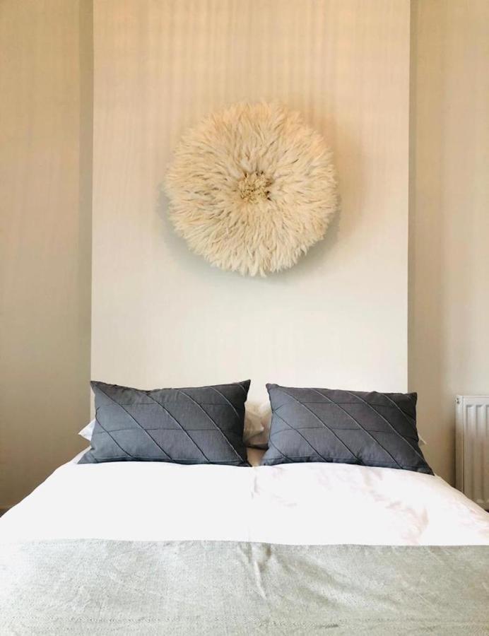 See Our Amazing Score At The Kepties - 5 X Luxurious Serviced Apartments - With Gardens - Fully Equipped - Free Parking - By Orion Short Stays - See Our Other Individual Listings --- This Is For Brand Awareness Only --- Arbroath Eksteriør bilde
